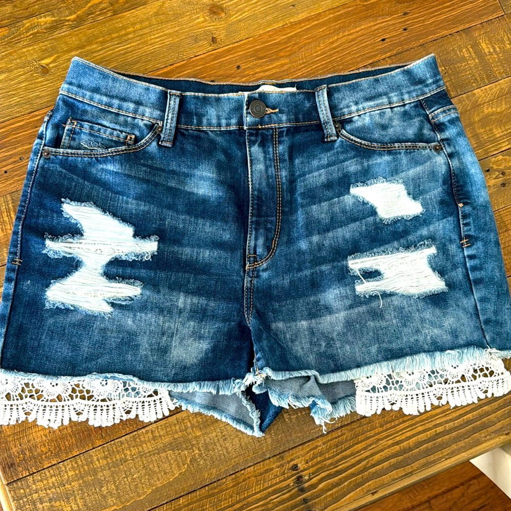 Miss shorts
